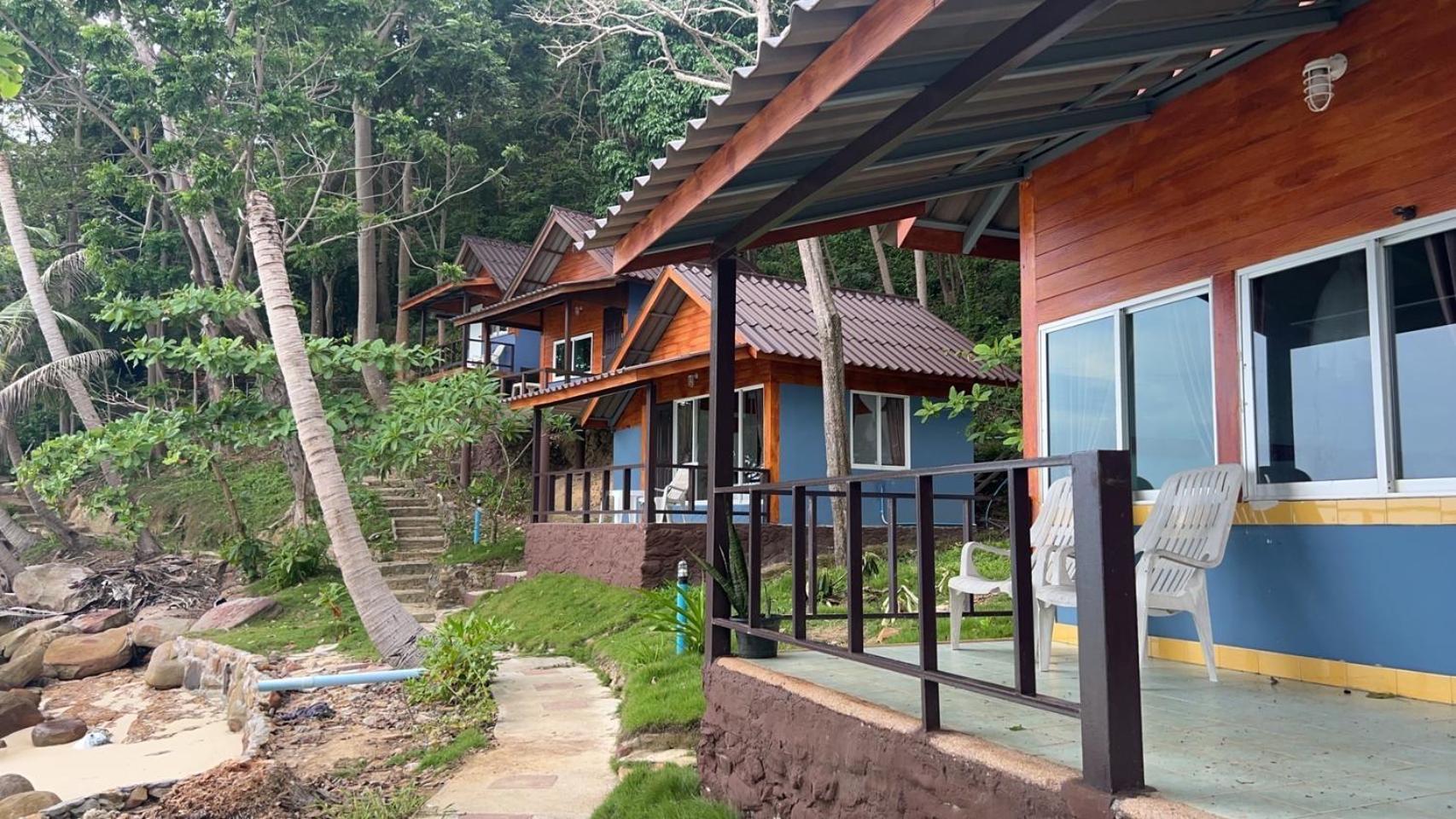 Phi Phi Private Beach Resort Exterior photo