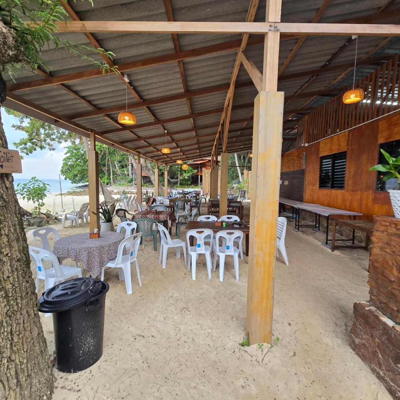 Phi Phi Private Beach Resort Exterior photo