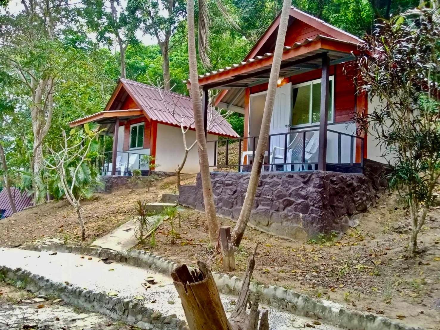 Phi Phi Private Beach Resort Exterior photo